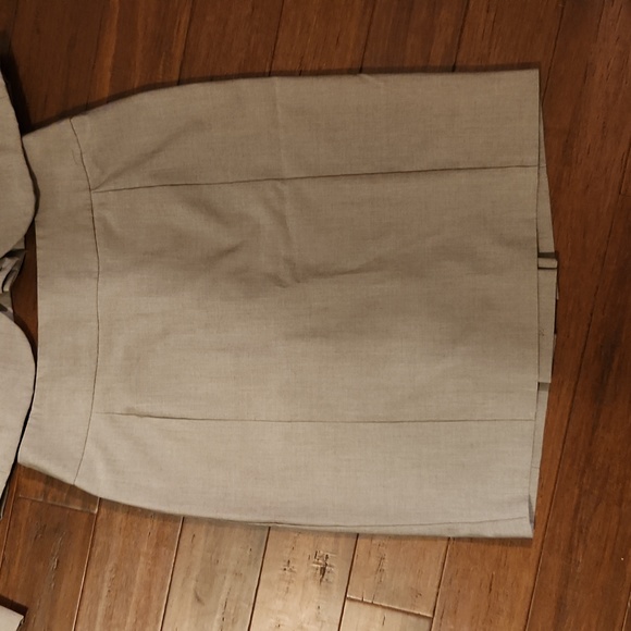 Womens brown suit - Picture 2 of 4